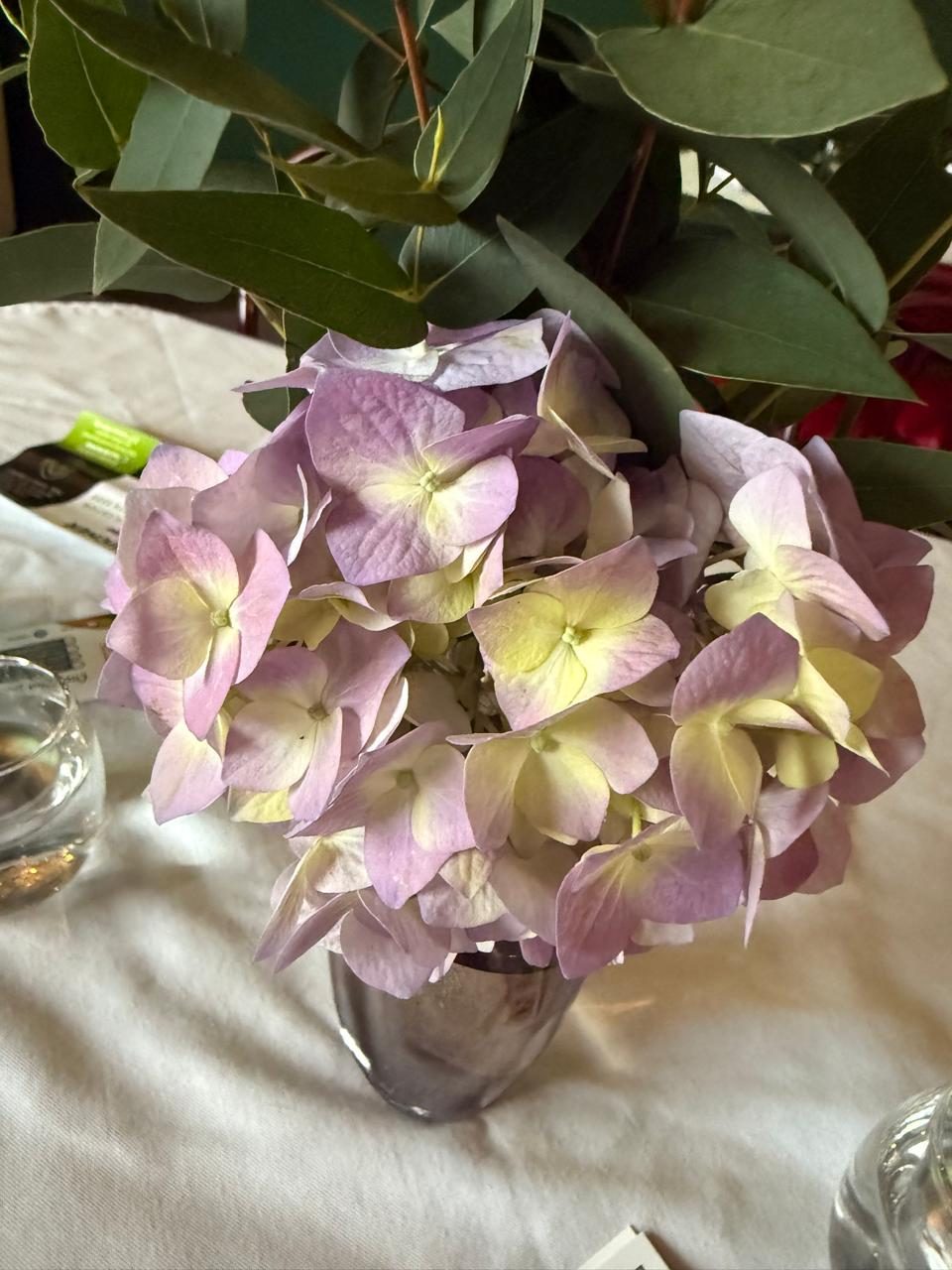 Hydrangeas & gerberas — L'Affaire Events