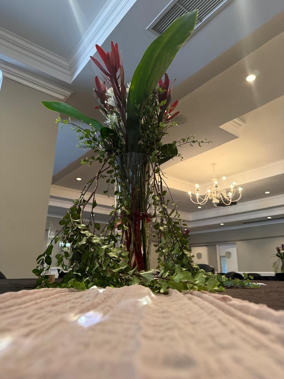 Crowning the tables — L'Affaire Events