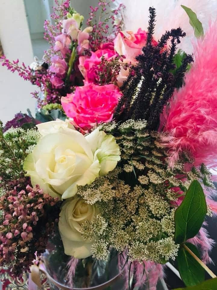 Festive florals in pink — L'Affaire Events
